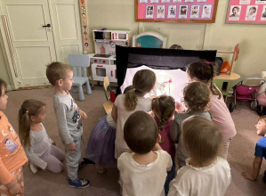 Teatr cienia "Kot w butach"