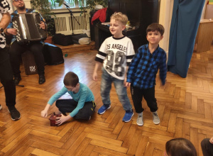 Filharmonia na kółkach