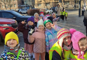 Grupa IV w drodze do teatru Piccolo